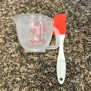 Tupperware Baking Set